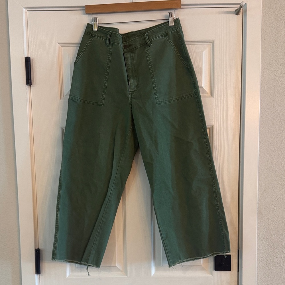 Universal Thread Green Wide-Leg Cropped Pants‎ 12